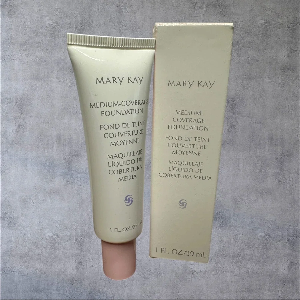Mary Kay Medium Coverage Foundation‎ Beige 404 356900 NEW 1oz Liquid - Pink Cap